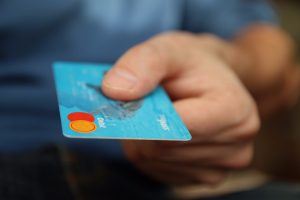 advantages of e-commerce, credit card